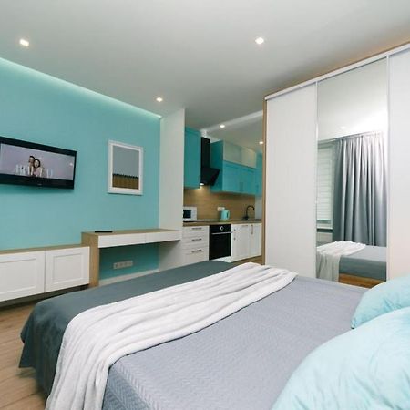 Happy Apartment, Warmth, Comfort, Turquoise Kijów Zewnętrze zdjęcie